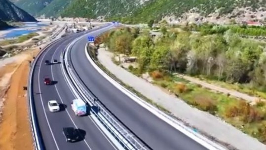 Kryeministri Rama ndan pamjet me dron nga rruga Elbasan-Qafë Thanë (VIDEO)