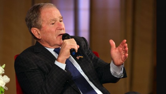 Nuk e mbështeti gjatë garës, ish presidenti George Bush uron Trump për fitoren