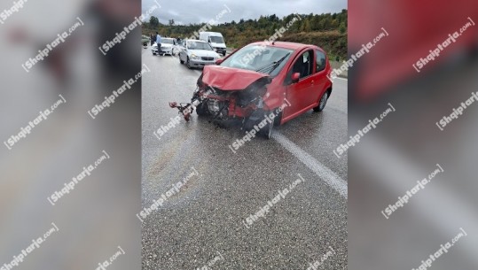 Përplasen dy mjete në dalje të tunelit të Elbasanit pranë fshatit Ibë