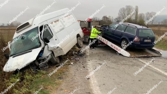 Aksident i rëndë në Maliq, furgoni përplaset me makinën! 7 të plagosur, njëri dërgohet te Trauma (VIDEO)