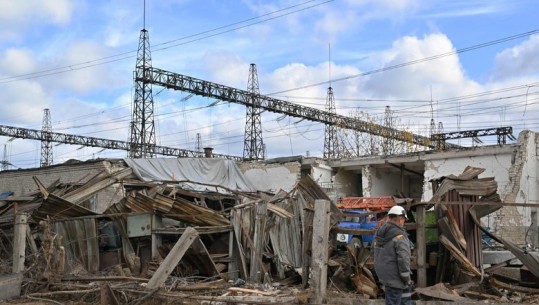 Ukrainë njofton kufizim të energjisë elektrike në mbarë vendin pas sulmeve ruse