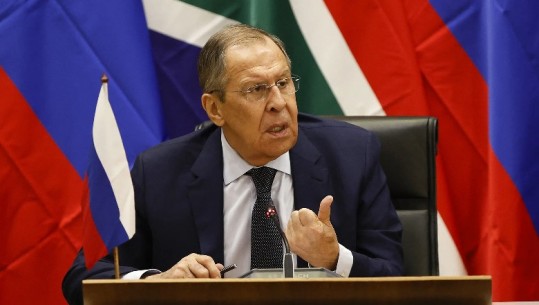 Lavrov: Perëndimi duhet të studiojë me kujdes doktrinën e re bërthamore ruse