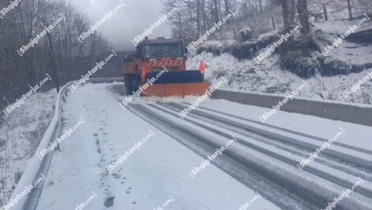 Moti i keq/ Borë në Theth e Vermosh, borëpastrueset në terren! Akset të kalueshme (VIDEO)