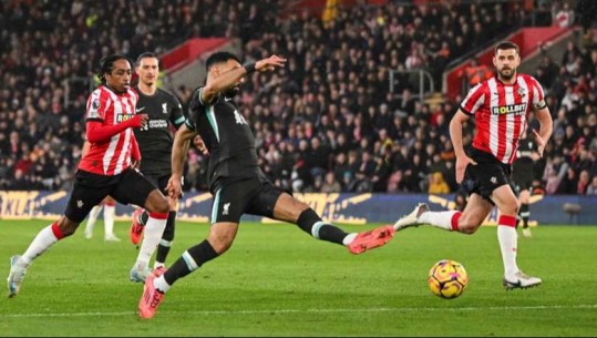 GOLAT/ 'Faraoni' Salah nderon Liverpoolin, nis shkëputja në krye të Premier League! Luhet Ipsuich - Man. United