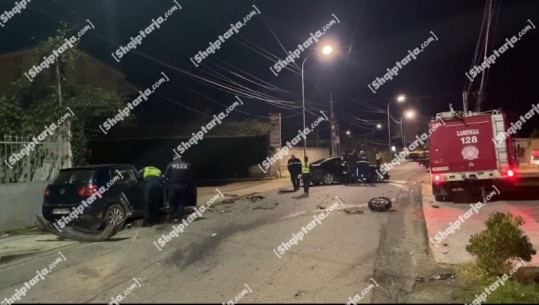 Lezhë/ Përplasen kokë më kokë dy veturat, plagosen në aksident 2 shoferët dhe pasagjeri (VIDEO)