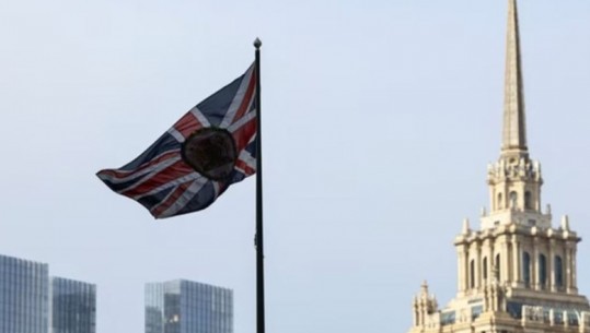 E akuzon për spiunazh, Rusia dëbon diplomatin britanik