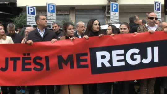 LIVE- ‘Jo drejtësi me regji’, Meta nga qelia mobilizon partinë në protestë para SPAK! Berisha e grupi tij nuk i bashkohen