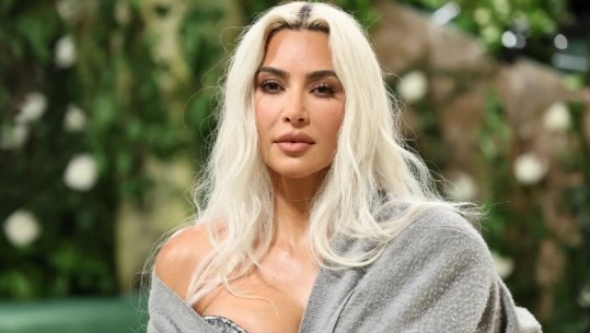 Ters për festat e fundvitit! Aksidentohet Kim Kardashian, thyen këmbën