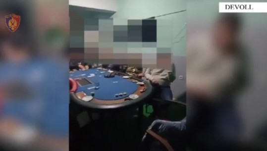 Devoll/ Ktheu lokalin për lojëra fati të paligjshme, arrestohen administratori 52-vjeçar dhe 3 klientët! Sekuestrohen tavolinë pokeri, çipsa dhe para