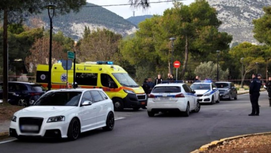 Atentat mafioz 2 shqiptarëve në Athinë, njëri vritet me plumb në kokë, tjetri rëndë! Qëllohen jashtë një lokali, dyshohet larje hesapesh mes bandave (EMRAT+VIDEO)