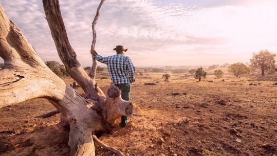 I nxehtë përvëlues ‘pushton’ Australinë, temperatura arrijnë deri në 47 gradë celsius