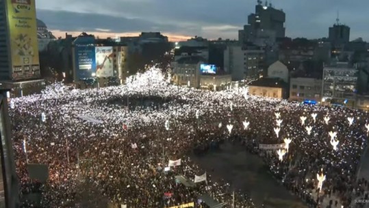 Protestë në Beograd kundër presidentit Vuçiç dhe qeverisë së tij