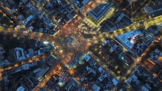 Protesta në Beograd kundër Vuçiç, ministria e Brendshme serbe: Morën pjesë afro 29 mijë qytetarë