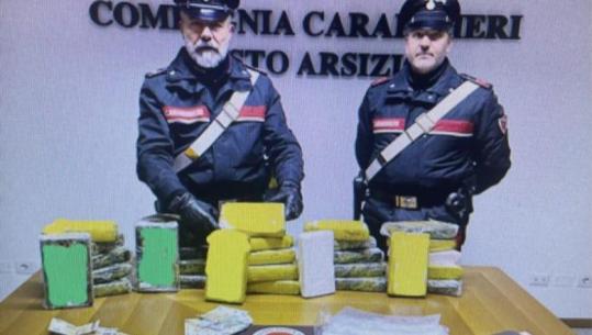 Itali/ Po trafikonte 34,5 kg kokainë, arrestohet 28-vjeçari shqiptar! Droga iu gjet në makinë dhe banesë