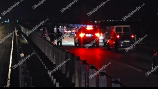 Atentat në autostradën Vlorë-Fier, 30-vjeçari vritet brenda makinës, dyshohet për 3 autorë, dogjën automjetin e krimit dhe u arratisën me tjetër (EMRI+VIDEO)