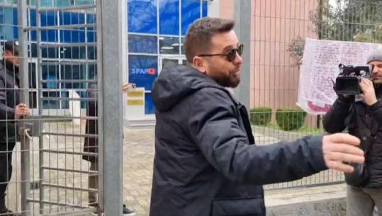 Kryebashkiaku i Kolonjës, Erion Isai paraqitet në SPAK! Report Tv zbulon kallëzimin e bërë ndaj tij për korrupsion, fshehje pasurie dhe shkelje barazie në tendera