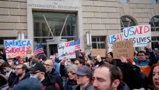 ‘USAID’, ligjvënësit demokratë protestojnë në Uashington, iu bashkuan edhe senatorët! Marco Rubio mori drejtimin