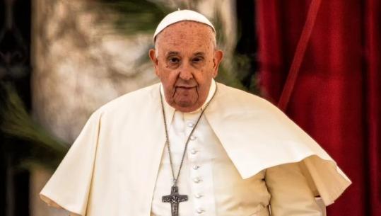 Ndërroi jetë në moshën 88-vjeçare, dje mesazhi i fundit i Papa Françeskut: Ndalni armatimet dhe përçmimet ndaj emigrantëve