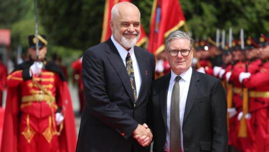 Starmer vizitë zyrtare në Tiranë! Pas Begajt, kryeministri britanik pritet me ceremoni nga Rama 