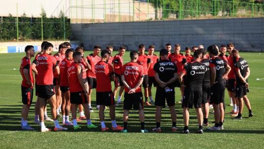 Kombëtarja zhvillon seancën e dytë para Serbisë, Manaj nuk stërvitet me grupin