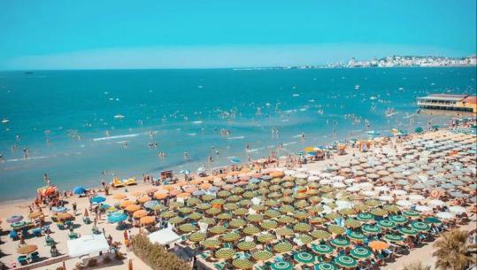 Media britanike 'Mirror': Durrësi, qyteti i bukur bregdetar i ngjashëm me Ibizën