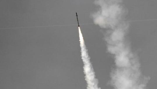 Irani nis sulme masive, ushtria e Izraelit: Sirenat po bien në të gjithë vendin