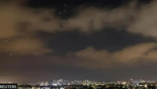 Izrael: 3 të vrarë nga raketa iraniane në Tamra, dyshohet për persona të tjerë të bllokuar nën rrënoja