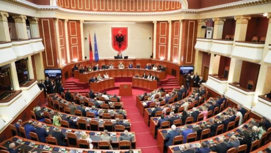 Kuvendi mblidhet të hënën pas debatit për shtyrjen e javës së kaluar, zbardhen diskutimet e seancës plenare
