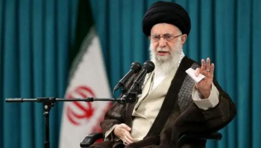  Khamenei i drejtohet kombit: S'do të dorëzohemi kurrë, Izraeli do ndëshkohet! Nëse SHBA sulmon, do përballet me dëme të pariparueshme