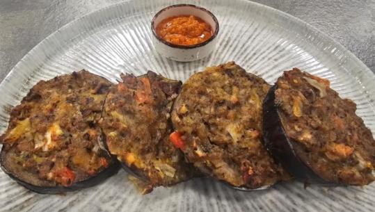 Patëllxhanë të mbushur në disqe nga zonja Albana