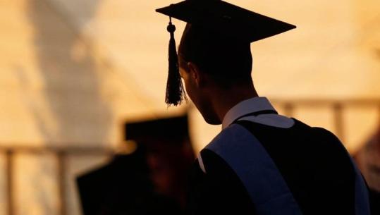 Nuk 'pi ujë' diploma, papunësia tek të rinjtë me arsim të lartë shënon rritje në vitin 2025