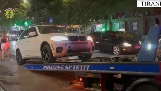Nën hetim 7 shoferë në Tiranë, bllokuan qarkullimin duke parkuar makinën dysh (VIDEO)