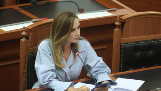 Xhafaj mblodhi sot ‘Antikorrupsionin’, Tabaku: Antikushtetuese, sesioni parlamentar ka përfunduar