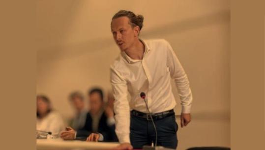 Kriza e thellë politike Lapaj-Shabani, këshilltari bashkiak i ‘Nismës’ Thurje largohet nga partia, Pllaha: Idealizmi ka humbur nga egoja personale dhe papjekuria politike!