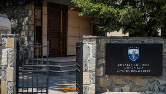 Gjykata Kushtetuese zgjidh krizën institucionale në Kosovë: Kryetari i kuvendit të zgjidhet me votim të hapur jo më shumë se 3 herë