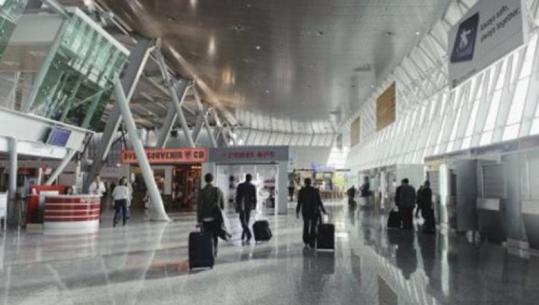  Moti i keq në vend/ Vonohen disa fluturime për në Rinas dhe anasjelltas, dy janë anuluar