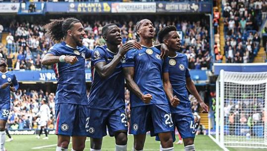 Chelsea bën kampionin e botës, 'likuidon' 2-0 Fulhamin mes tensionit