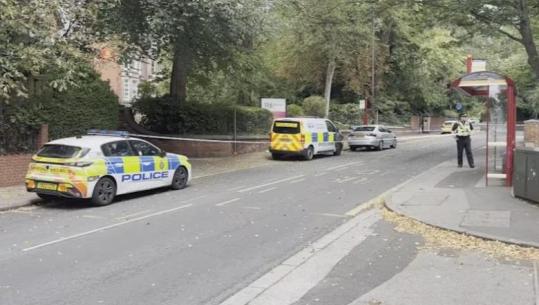 Akuzohet për vrasjen me thikë të kushëririt të tij, arrestohet 31-vjeçari shqiptar në Angli (EMRAT)