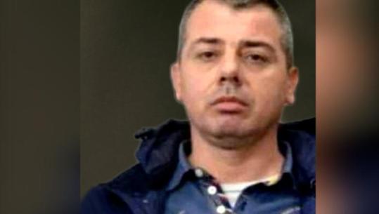 Ekzekutoi Artur Bashimin në Greqi, mamaja e vrasësit me pagesë pyet djalin: Ku i gjete kaq shumë para?