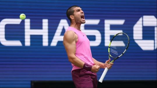 VIDEO/ Carlos Alcaraz nxjerr jashtë Novak Djokovic dhe gjen Sinner në finalen e US Open