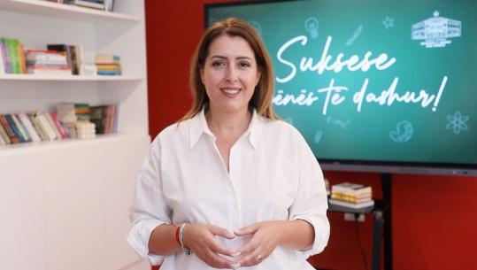 Nis viti i ri shkollor për 345 mijë nxënës, Manastirliu uron: Mbështesim talentet, investojmë në teknologji dhe arsim gjithëpërfshirës