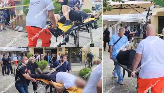 Atentati në Shkodër/ Pamjet e rënda nga vendi i ngjarjes, momenti kur të plagosurit futen në ambulancë! Ulërima dhe të qara (VIDEO)
