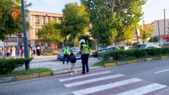 Drejtori i Policisë së Shtetit, mesazh për nisjen e vitit të ri shkollor: Siguria e fëmijëve, prioritet kryesor