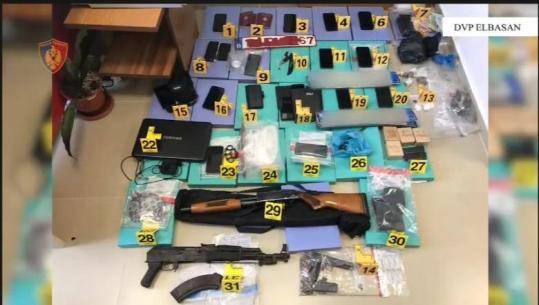 Megaoperacioni në Elbasan/ Policia: 30 në pranga, 14 në kërkim, 1 në hetim! Sekuestrohet drogë, pistoleta, kallashë e municion luftarak
