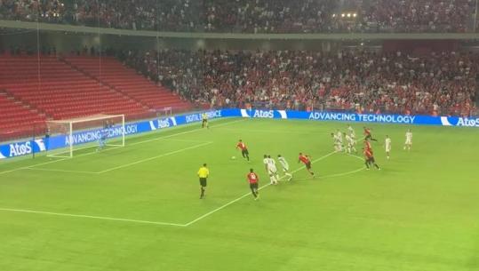 VIDEO/ Penalltia e kthyer në gol nga Kristjan Asllani