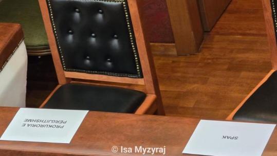Seanca e parë e Kuvendit, të pranishëm Zaçaj dhe Sadushi! Munguan përfaqësuesit e SPAK dhe Prokurorisë së Përgjithshme
