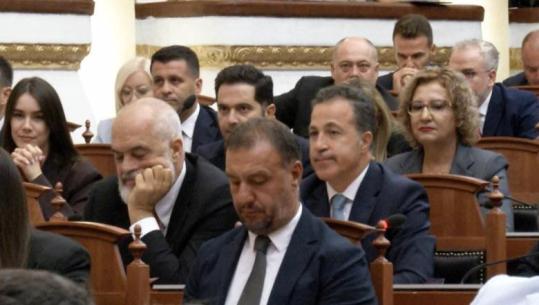 Ekskluzive/ Java e nxehtë e Kuvendit, Peleshi nis negociatat për ndryshimin e Rregullores dhe komisionet