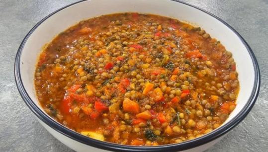 Gjellë me thjerrëza jeshile, super shije nga zonja Albana