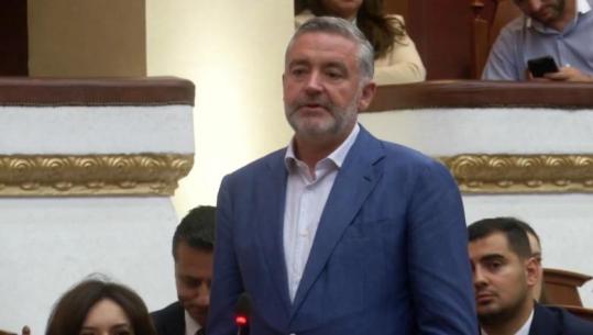 Blendi Klosi u përgjigjet opozitarëve: PS nuk ka kohë për të humbur me debate! Ejani punoni në komisione