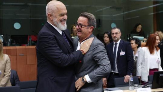 Zv.kryeministri i Luksemburgut publikon foton me Ramën: Shqipëria ka mbështetjen tonë për në BE